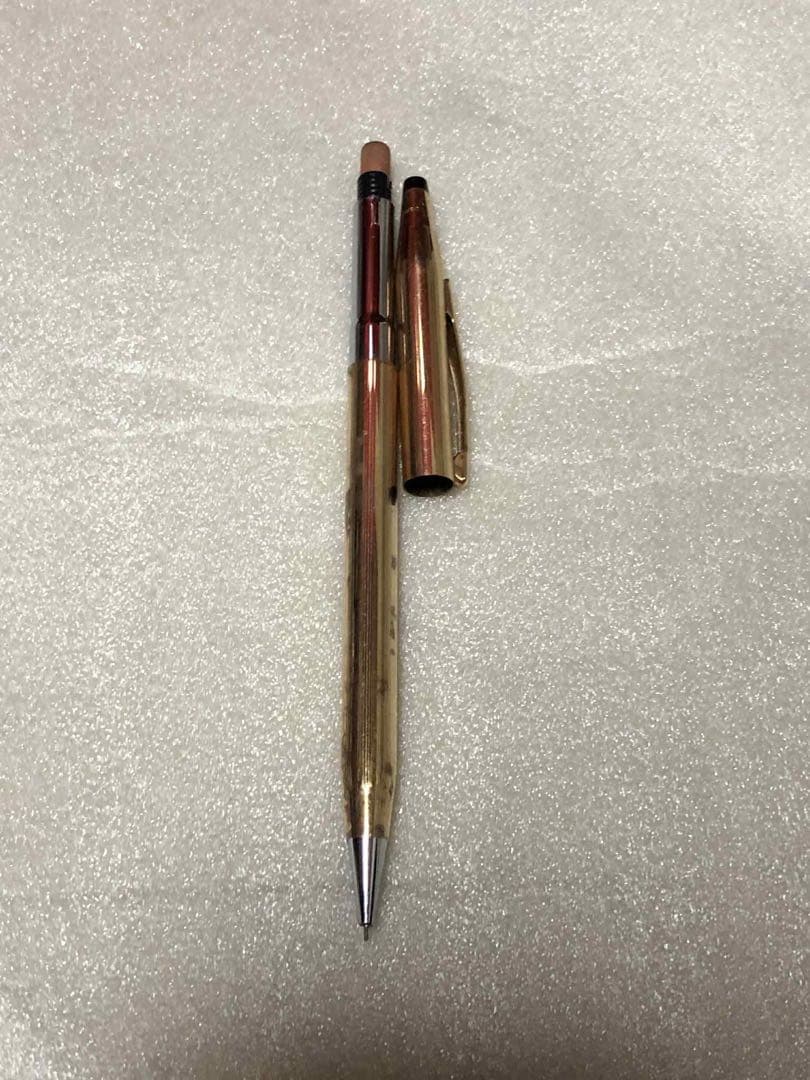 Kuro Cross Drawing Pen with 1/20 tip size and 14K gold plated body made in USA