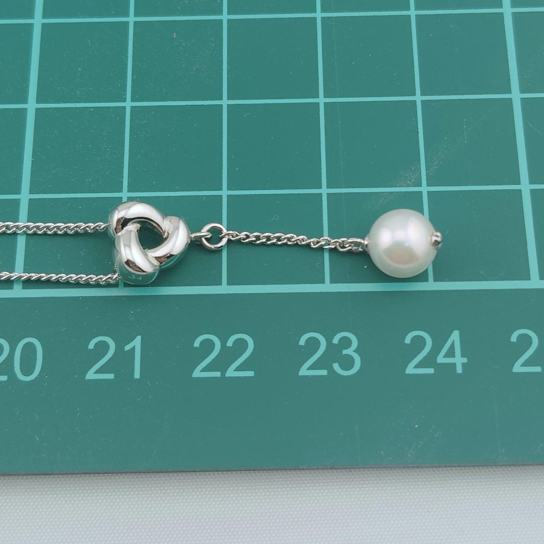 Tasaki pearl pendant necklace with 6-7mm white pearl on a sterling silver chain length 38-42cm