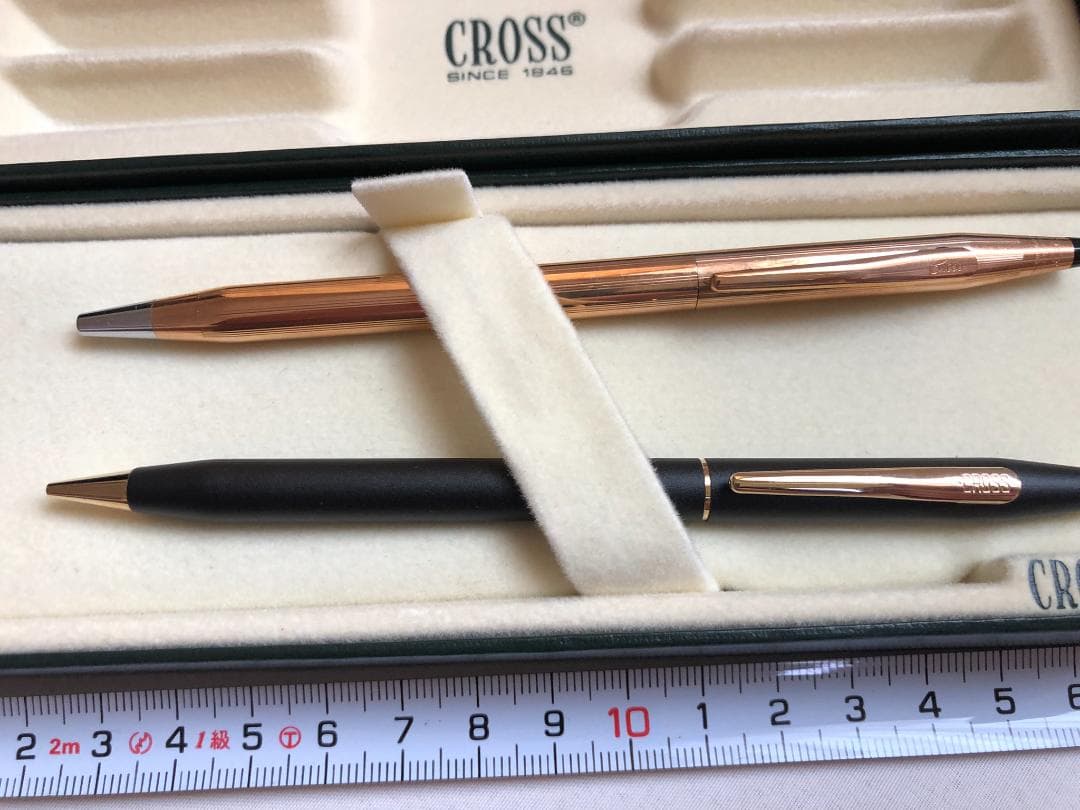 Cross gold finish metal ballpoint pen and mechanical pencil set with black ink, both 142mm long