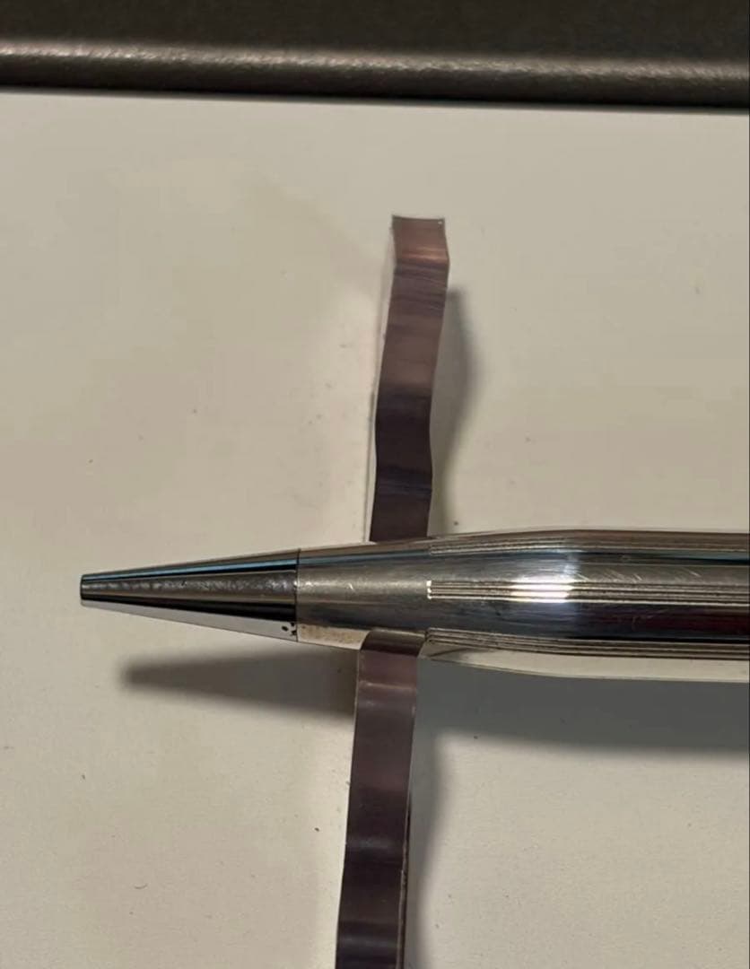Kuro Classic Century sterling silver mechanical pencil with 0.9mm lead, rotating lead advance type
