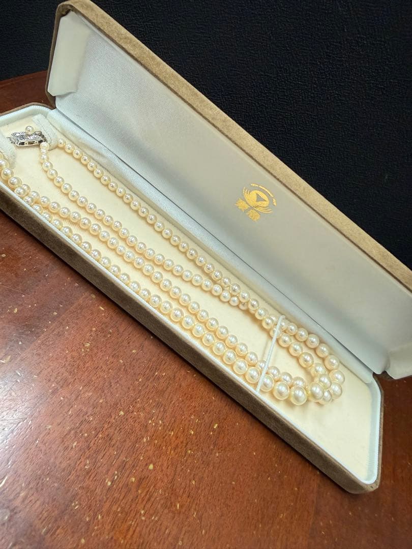 High quality Akoya pearl necklace double strand approximately 40cm long