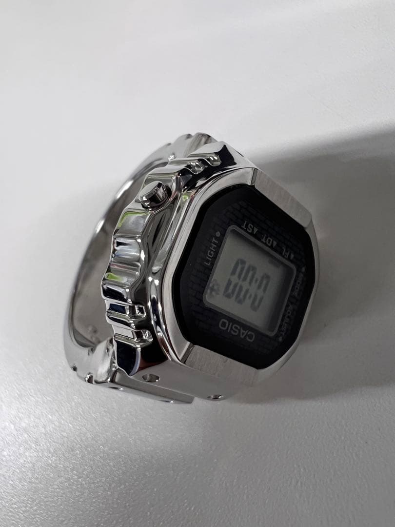 CASIO CRW-001-1JR Digital Men's Watch — Japanese