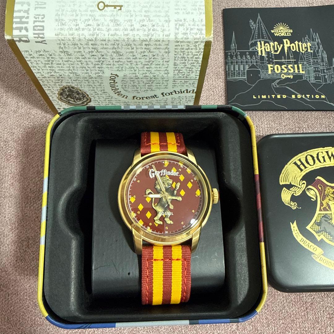 FOSSIL Harry Potter Gryffindor Men's Watch — Japanese