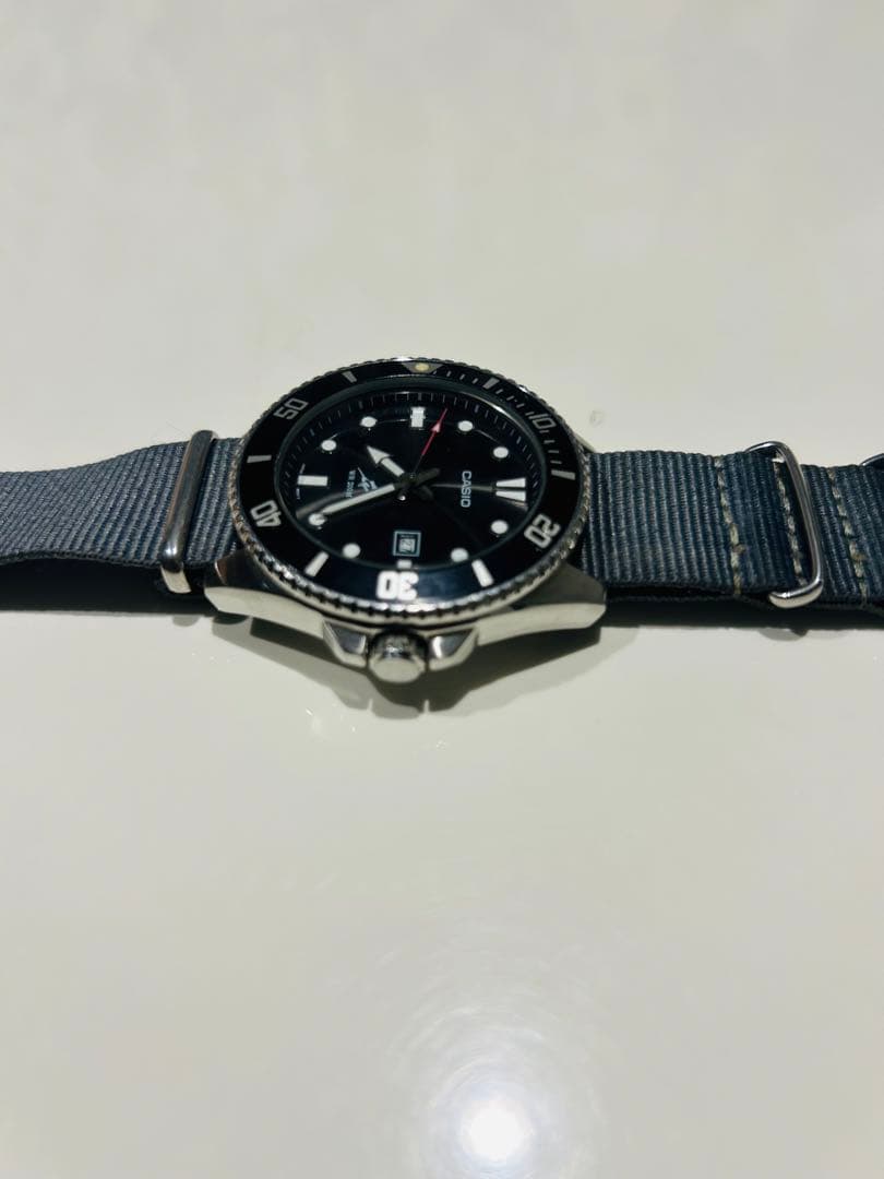 CASIO WR 200M Quartz Men's Watch — Japanese