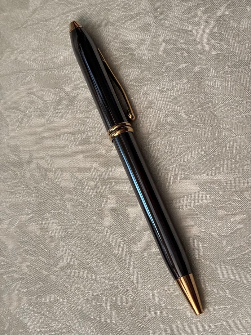 Cros Townsend Ballpoint Pen in polished finish showing full length of 14.5 cm