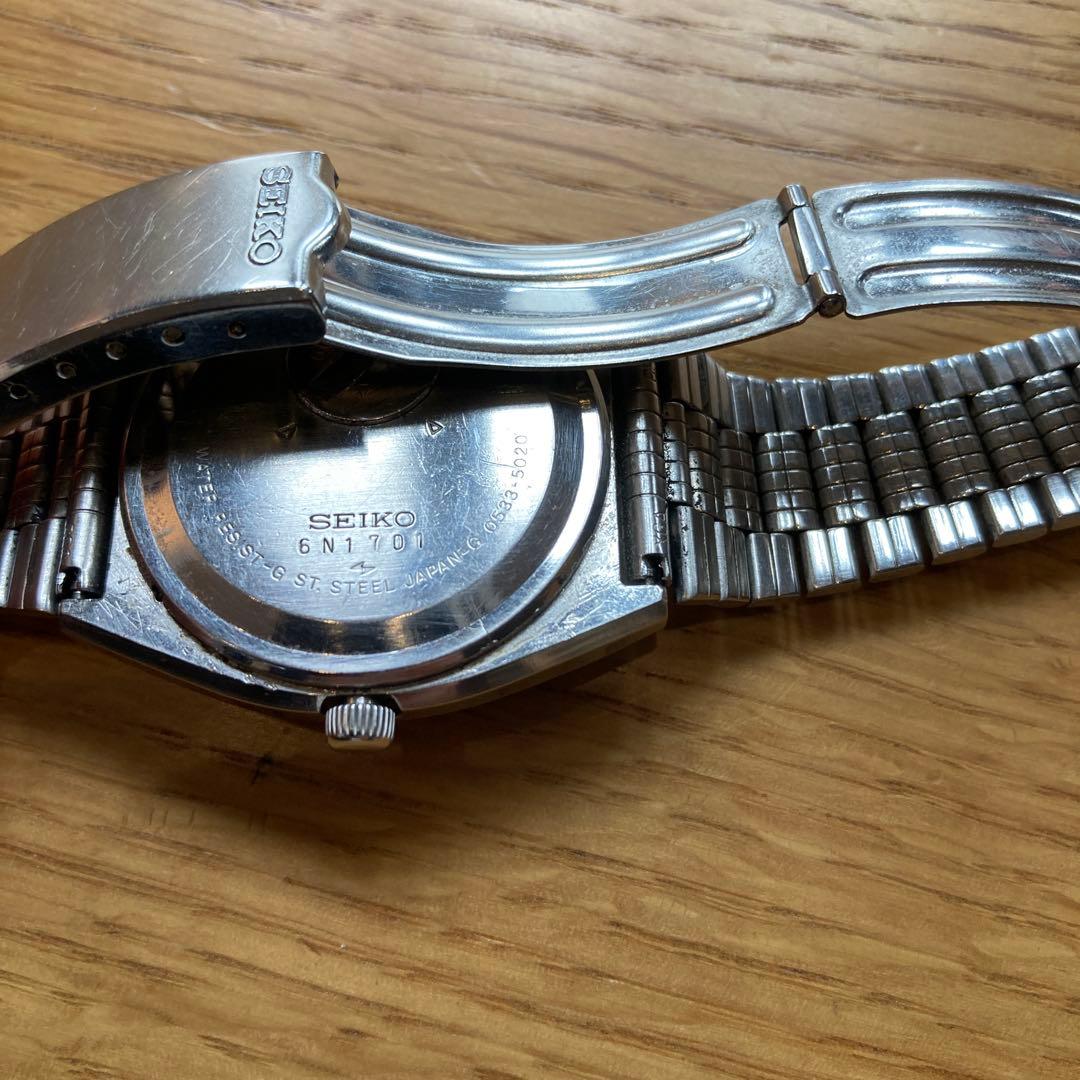 SEIKO 76年レアSEIKO Digi Quartz Men's Watch — Japanese