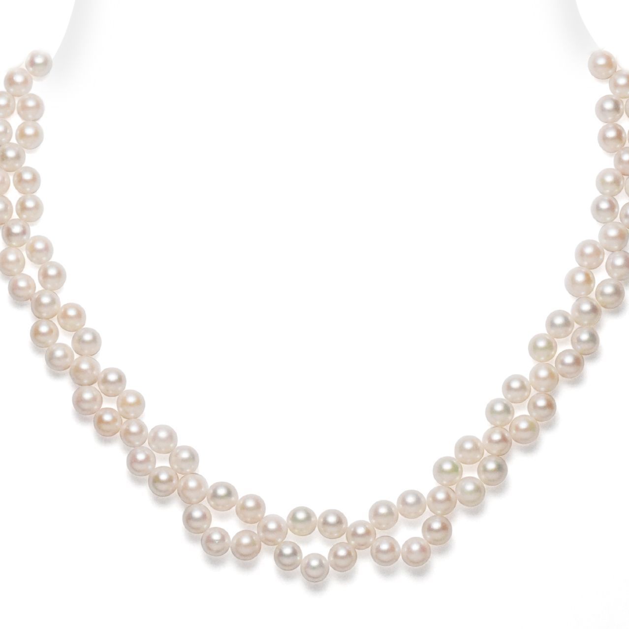 Akoya pearl necklace with 6-6.5mm pearls braided on silver and gold-plated alloy measuring approximately 45cm
