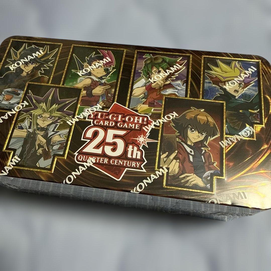 Yu-Gi-Oh Yu-Gi-Oh! 25th Anniversary Tin: Dueling Heroes Box — Japanese