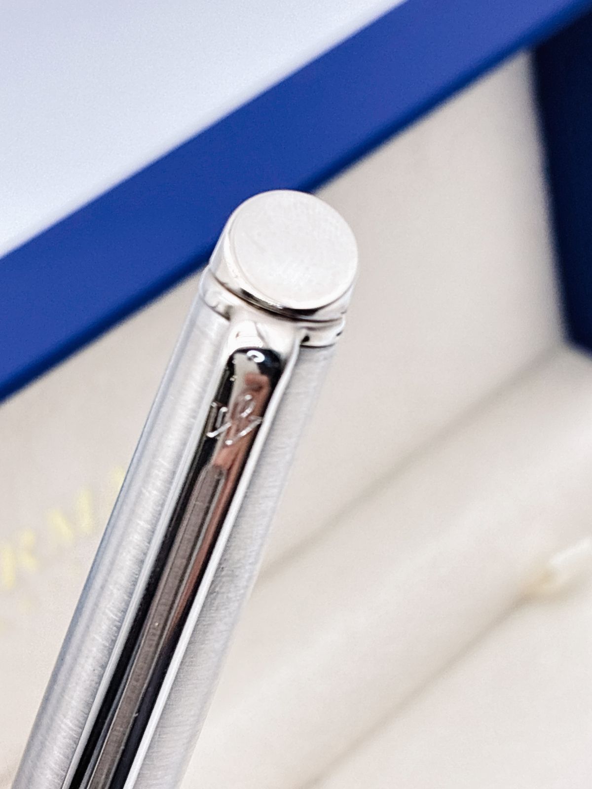 Waterman Fountain Pen with silver medium nib model MN179 displayed on white background
