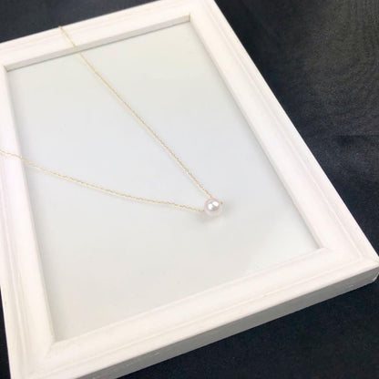 K18 Akoya pearl necklace featuring three 6.5mm pearls and a birthstone on a 40cm gold chain
