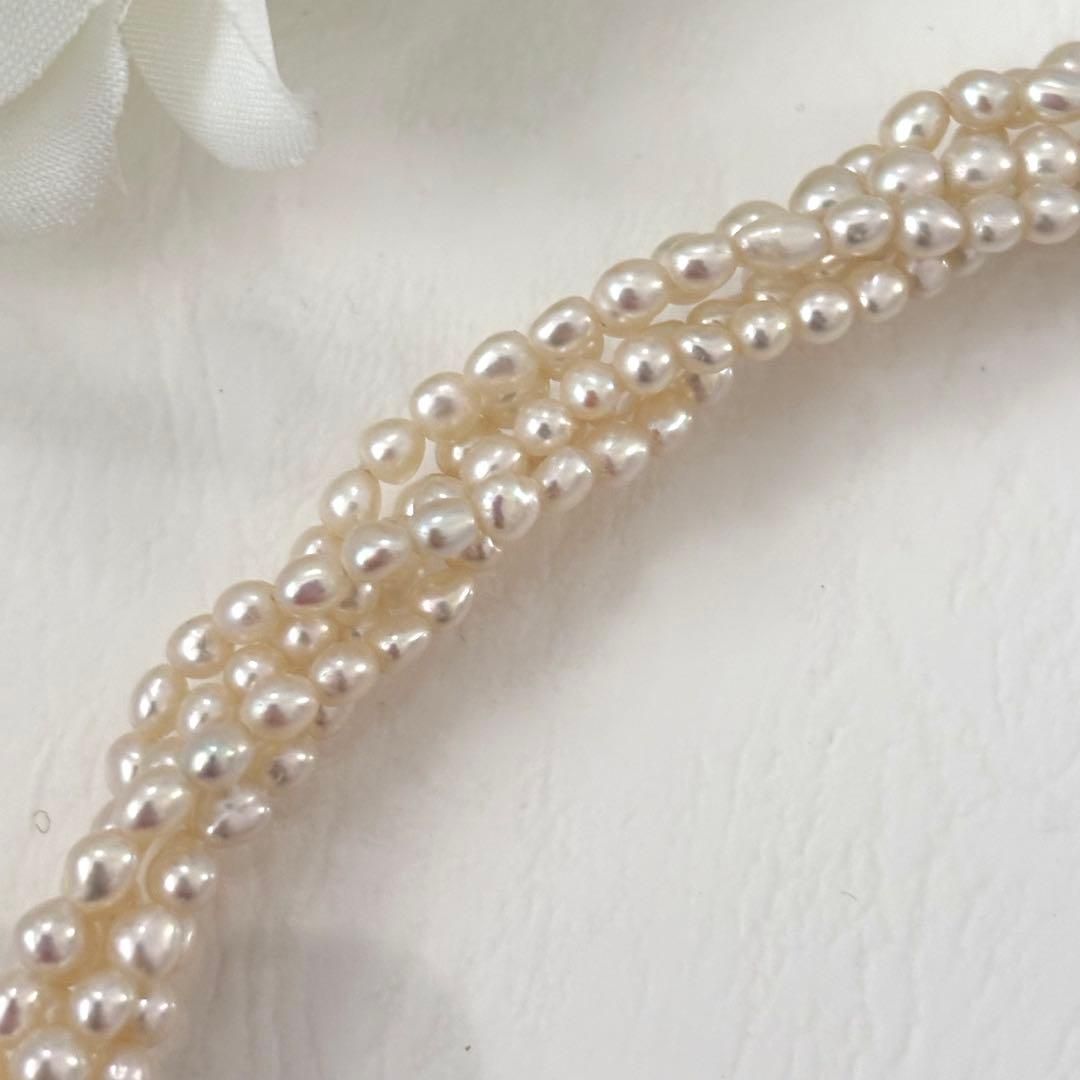 429 Tassaki K18 5-String Pearl Necklace with round pearls and 41 cm gold chain