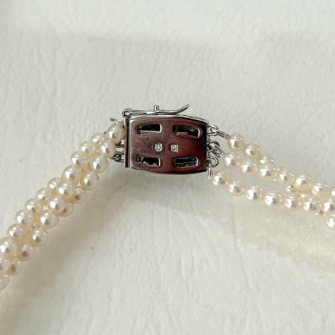 428 Tasaki silver necklace with three rows of approximately 2.7-2.9mm pearls and silver clasp