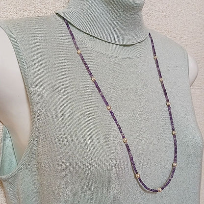 Akoya baby pearl and amethyst necklace with cream pearls and silver chain approximately 73 centimeters long