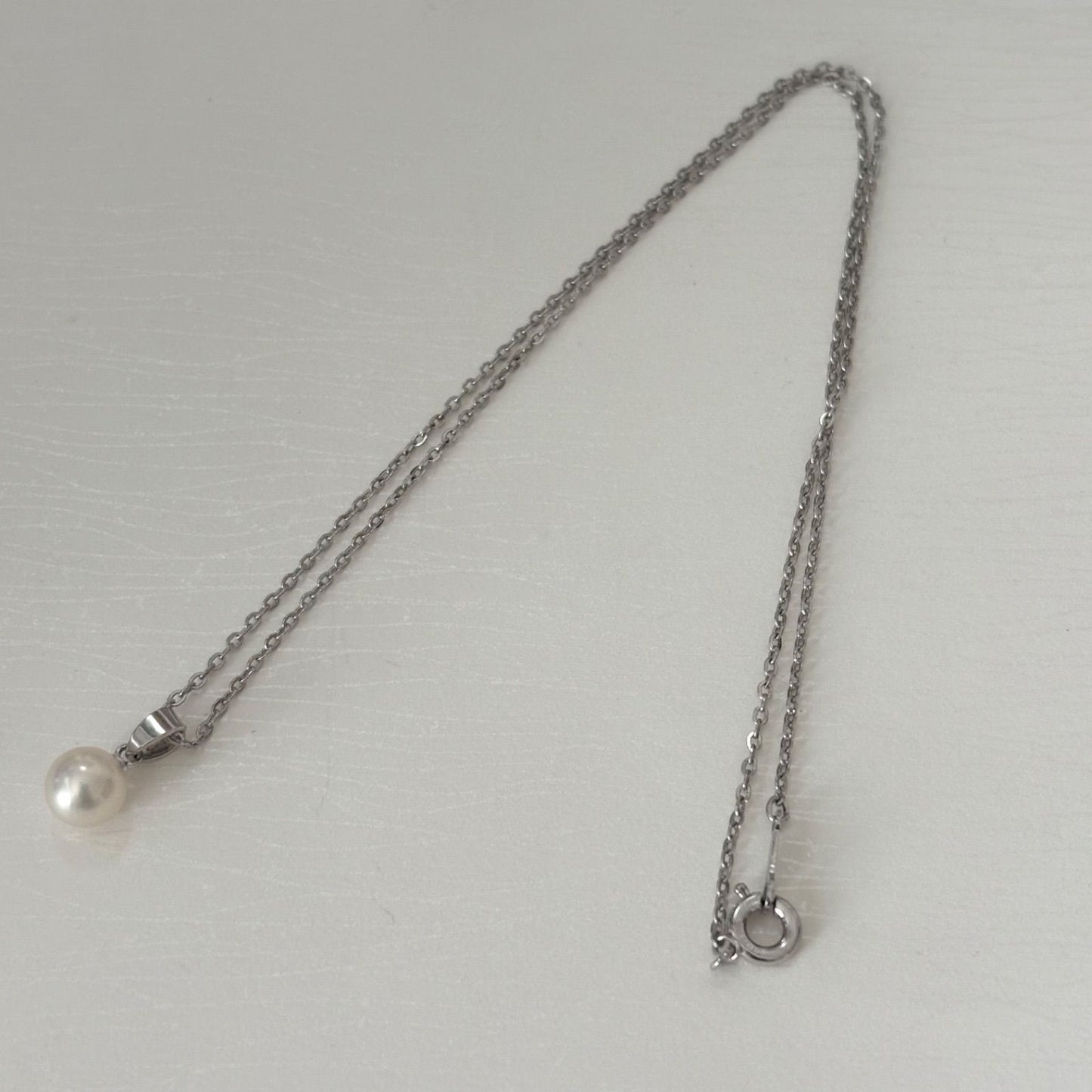 079 Mikimoto silver necklace featuring 6.6mm pearls and 40cm length elegant jewelry piece