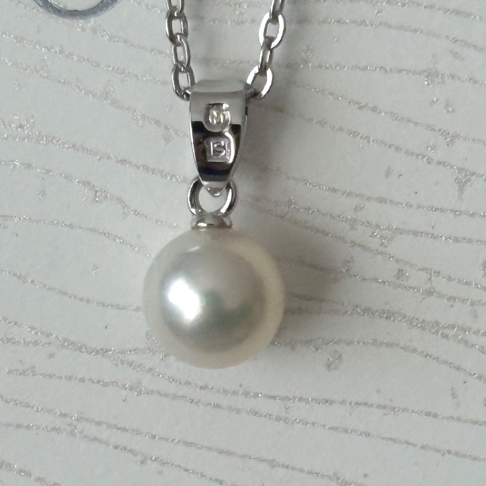 079 Mikimoto silver necklace featuring 6.6mm pearls and 40cm length elegant jewelry piece