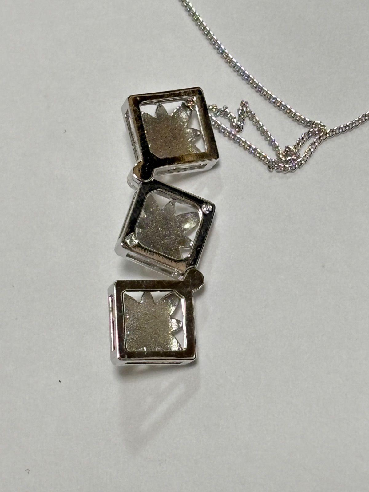 Tasaki silver 925 necklace with a single freshwater pearl pendant and adjustable chain