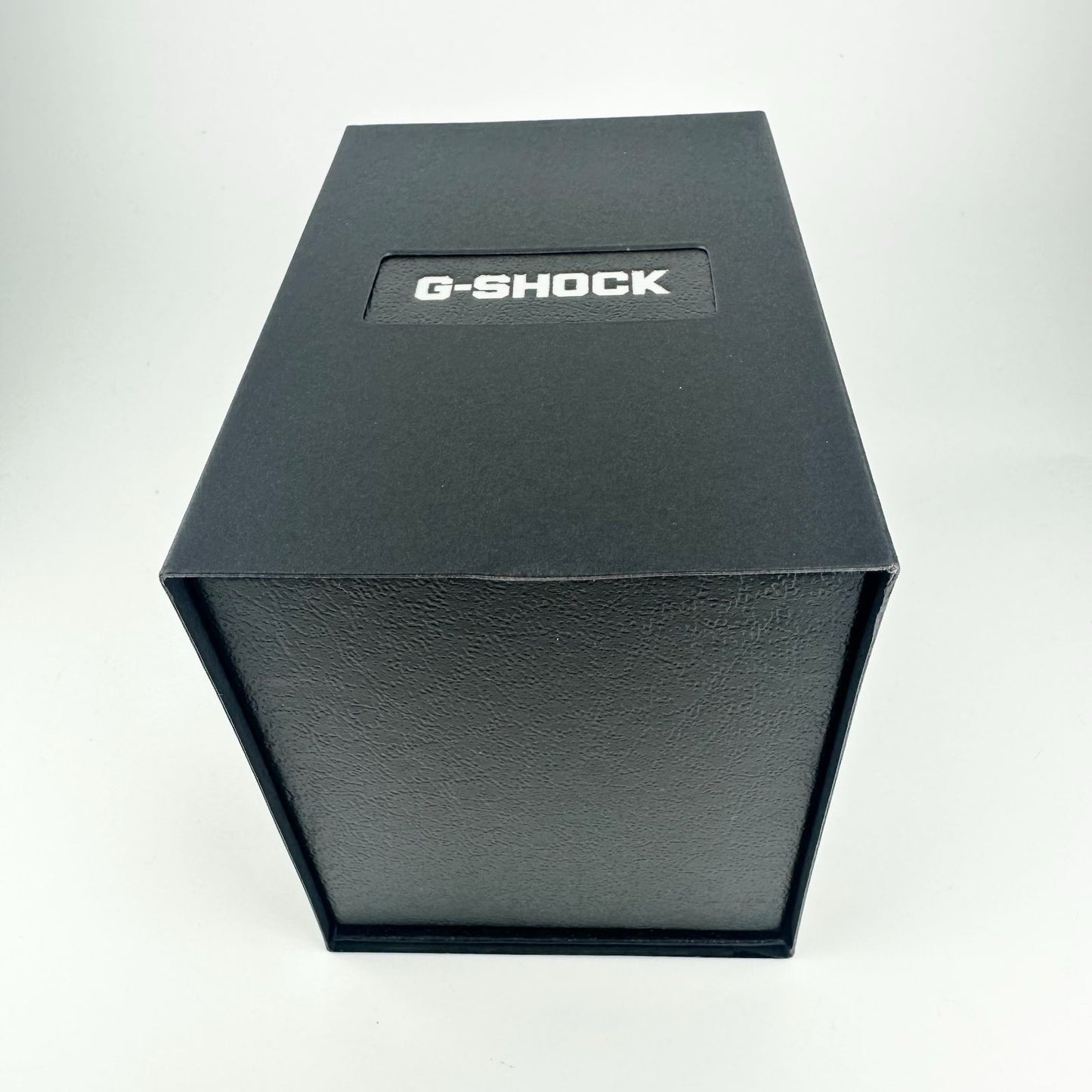 Casio G-Shock GM-S2110-1A1JF Women's Silver and Black Metal Covered Japan Import