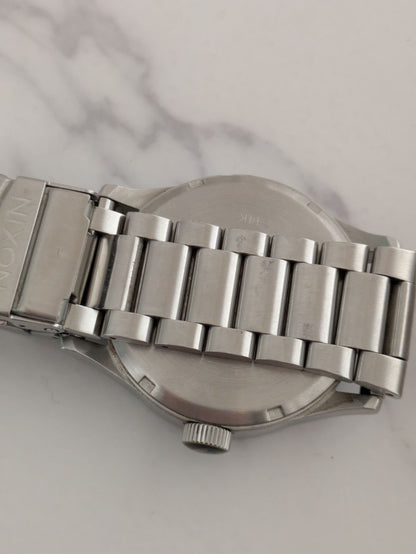 NIXON Series Quartz Men's Watch — Japanese