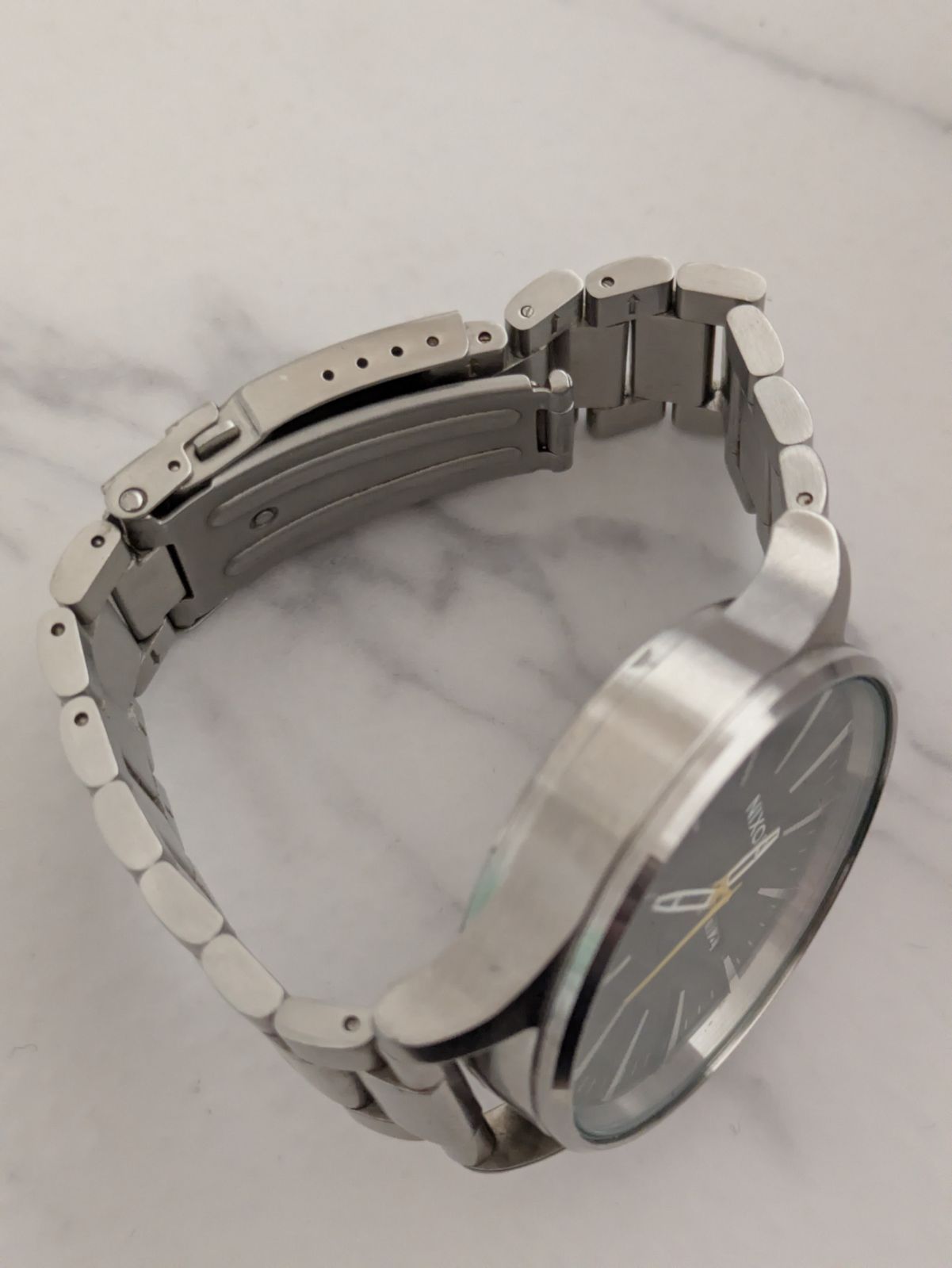 NIXON Series Quartz Men's Watch — Japanese