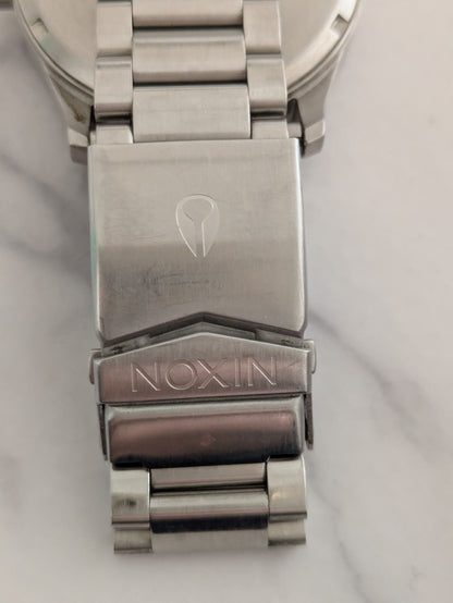 NIXON Series Quartz Men's Watch — Japanese