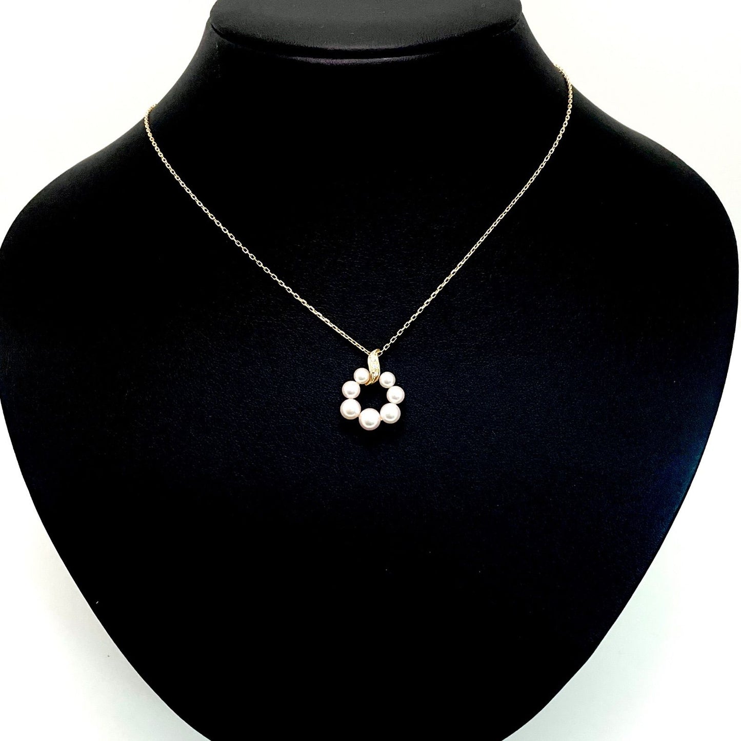 MIKIMOTO pearl and diamond necklace with 4.0-5.5mm pearls on a 40cm K18YG gold chain