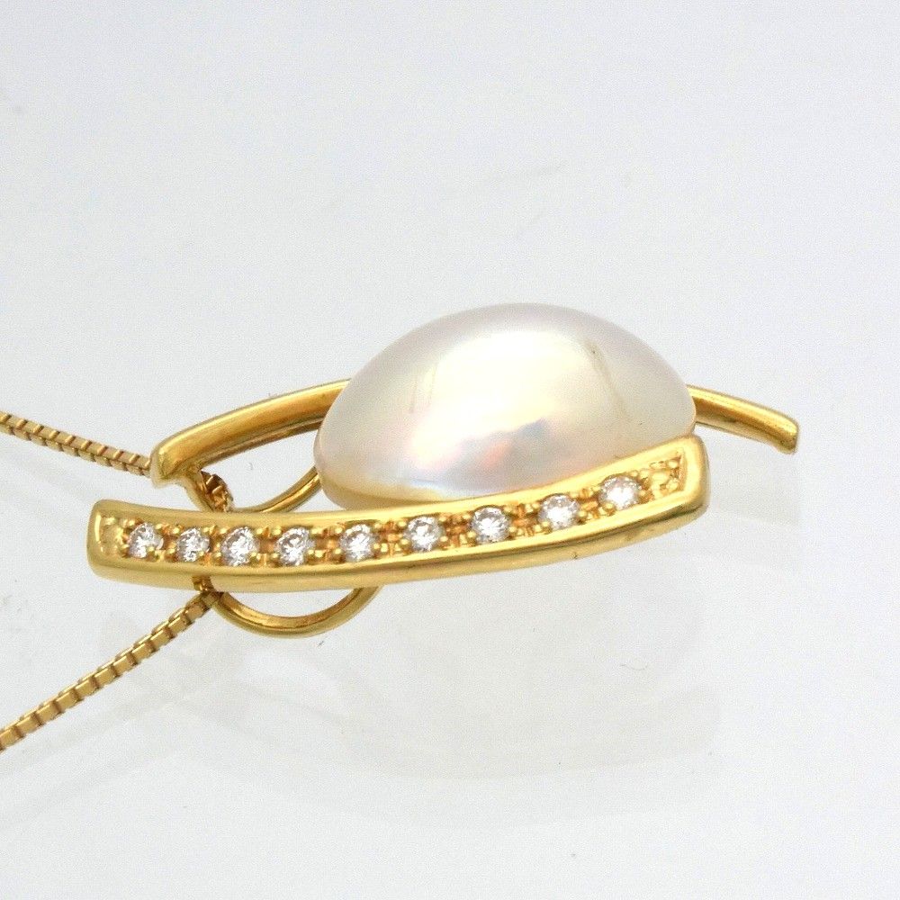 K18YG Tasaki Mabe pearl necklace with diamond pendant in gold, 45cm length, for ladies