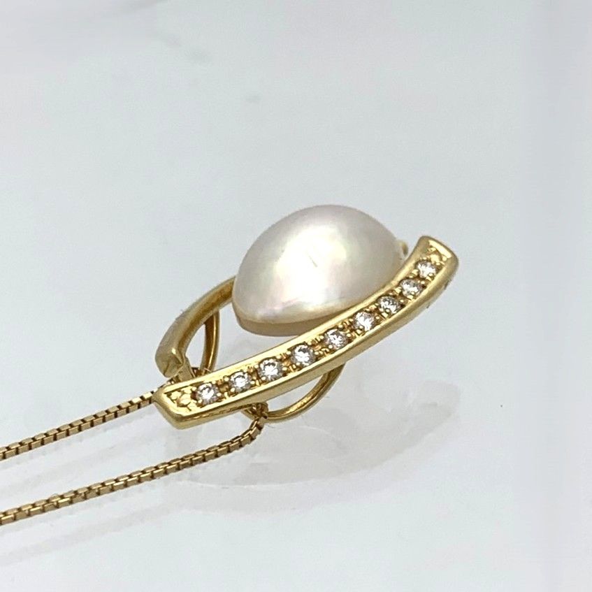 K18YG Tasaki Mabe pearl necklace with diamond pendant in gold, 45cm length, for ladies