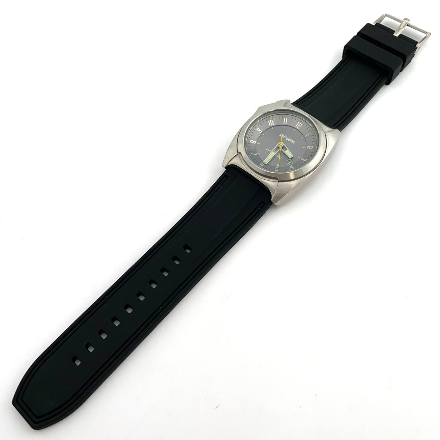 NIXON 5H Quartz Men's Watch — Japanese