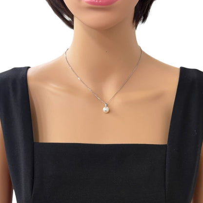 Pre-owned Mikimoto K14 white gold pearl necklace for women in silver color weighing 3.0 grams