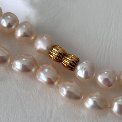 263 Tasaki K18 Baroque Pearl Necklace with 91.5 cm length showcasing irregularly shaped pearls and gold chain