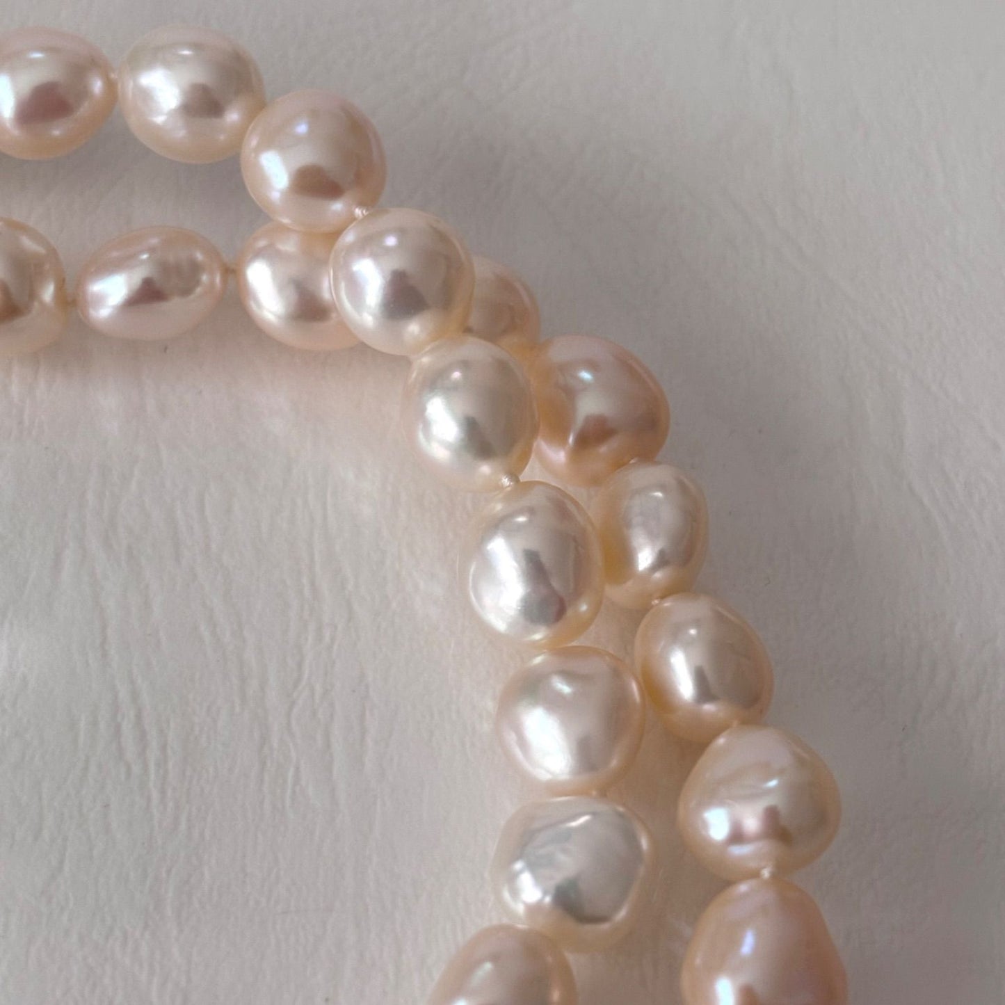 263 Tasaki K18 Baroque Pearl Necklace with 91.5 cm length showcasing irregularly shaped pearls and gold chain