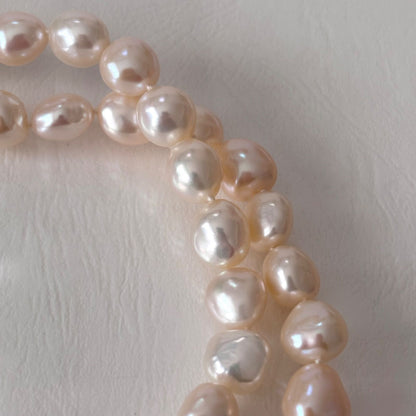 263 Tasaki K18 Baroque Pearl Necklace with 91.5 cm length showcasing irregularly shaped pearls and gold chain
