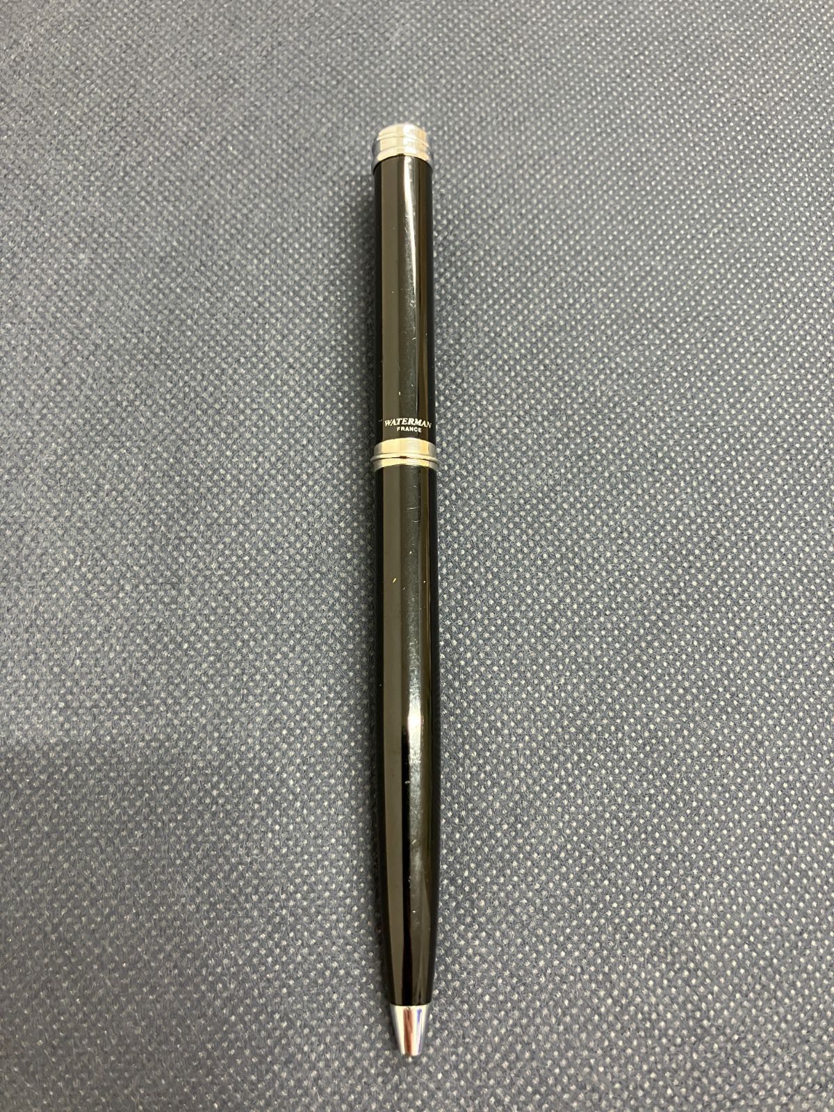 Waterman Harmonie ballpoint pen set with black twist pen and red marble twist pen, both 135mm long