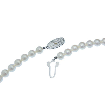 Mikimoto 6.5mm Akoya pearl necklace 39cm length with silver clasp, used condition