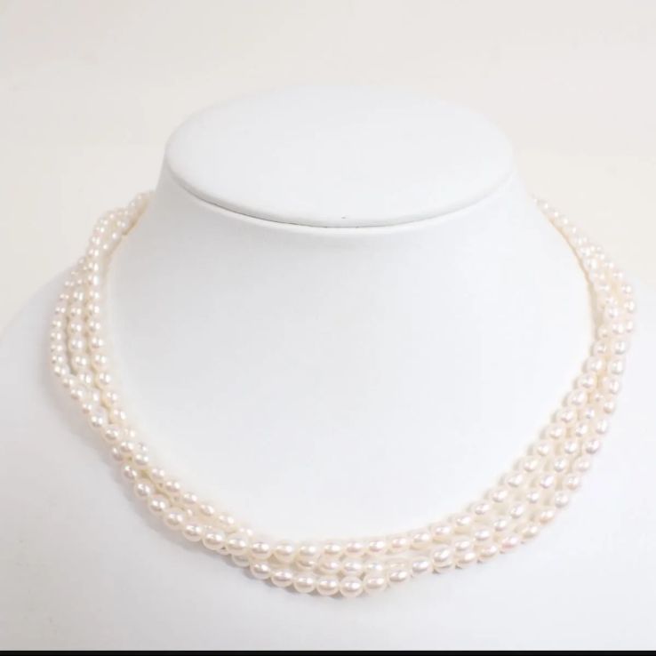 Mikimoto 3WAY 3-row silver necklace and bracelet featuring 4mm freshwater pearls