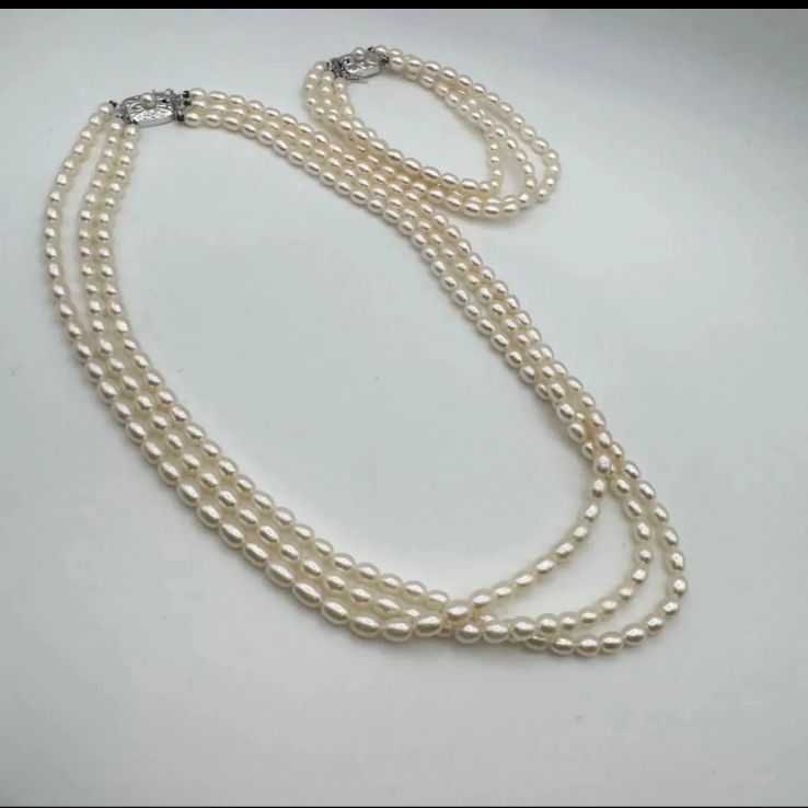 Mikimoto 3WAY 3-row silver necklace and bracelet featuring 4mm freshwater pearls