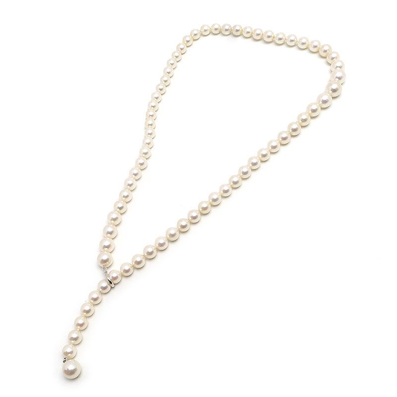 Single strand pearl necklace with 7-9mm Akoya cultured pearls set in K18WG metal, 54 cm long
