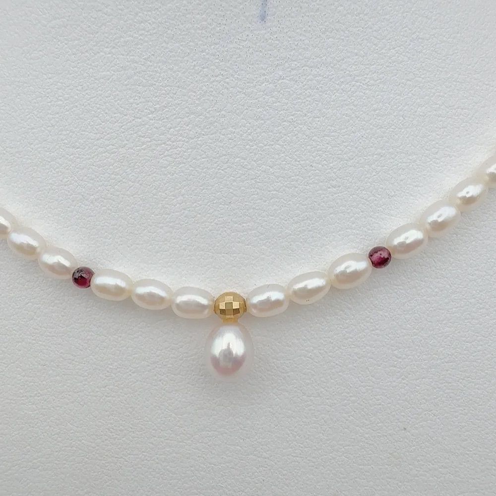 Tasaki pearl necklace with 4mm pearls, ruby gemstones, and K18 gold chain, 37cm length