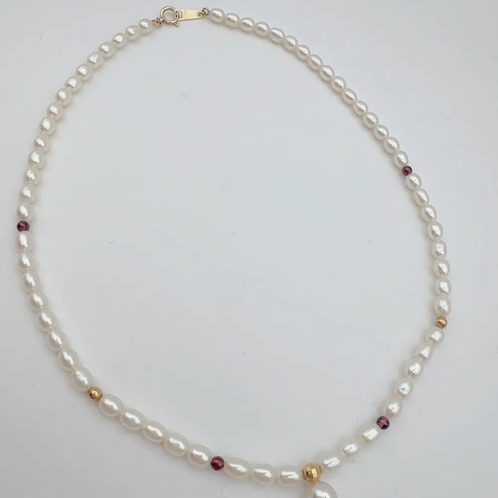 Tasaki pearl necklace with 4mm pearls, ruby gemstones, and K18 gold chain, 37cm length