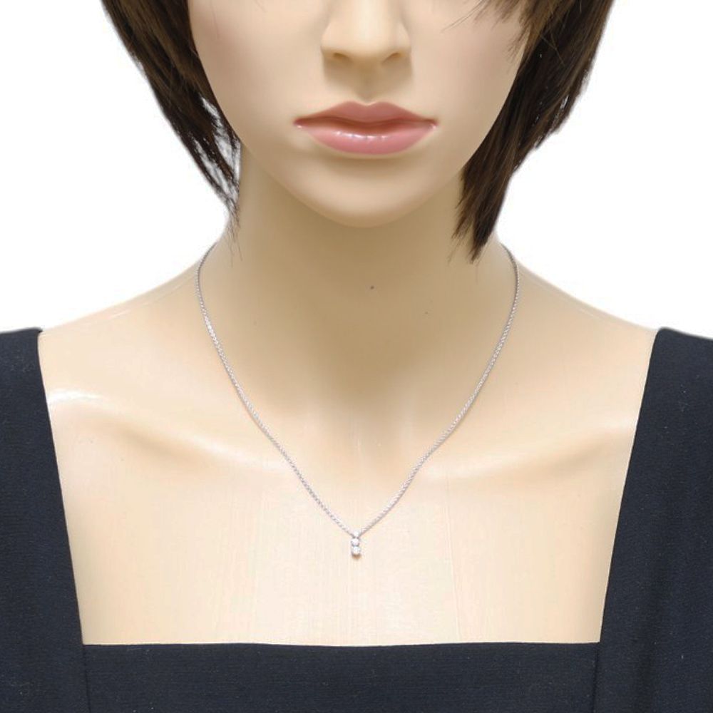 Mikimoto ladies necklace in 18K white gold with diamond detail and K18WG engraving on clasp