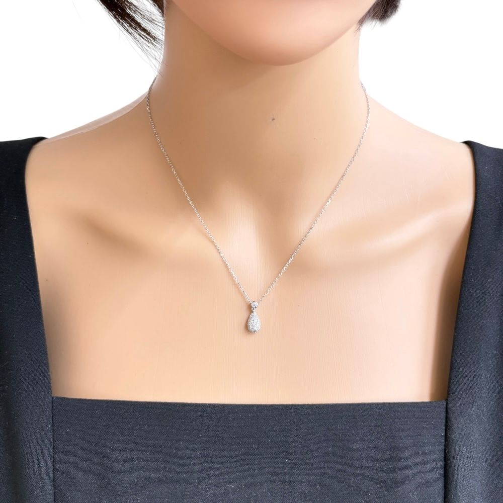 Mikimoto 18K white gold drop necklace with diamond for ladies, silver color, weighing 3.2 grams