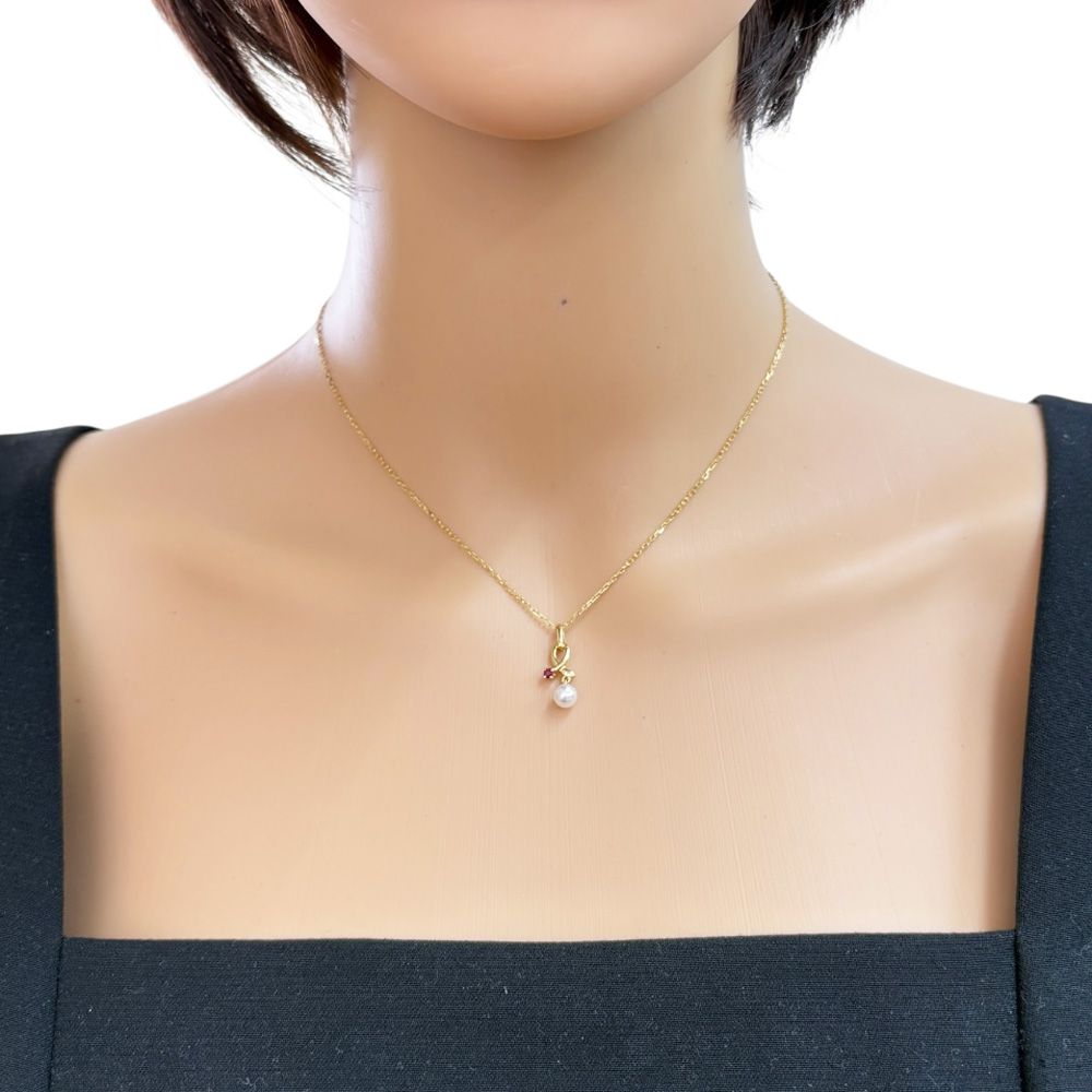 Mikimoto 18K yellow gold necklace with single pearl for ladies, weight 2.5g, Japanese craftsmanship