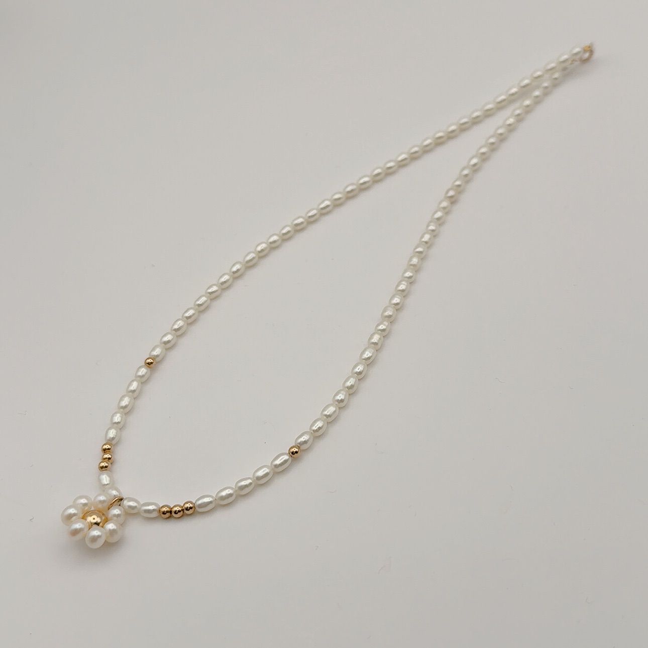 Mikimoto Gift Selection K14 gold necklace with 41 cm freshwater pearls on white background