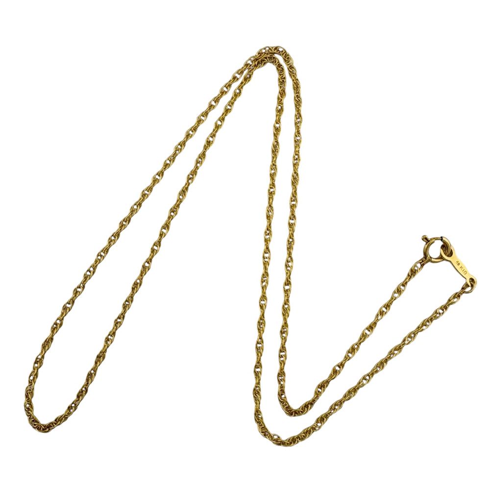Mikimoto 18K yellow gold ladies chain necklace weighing 2.9g, made in Japan, shown on white background