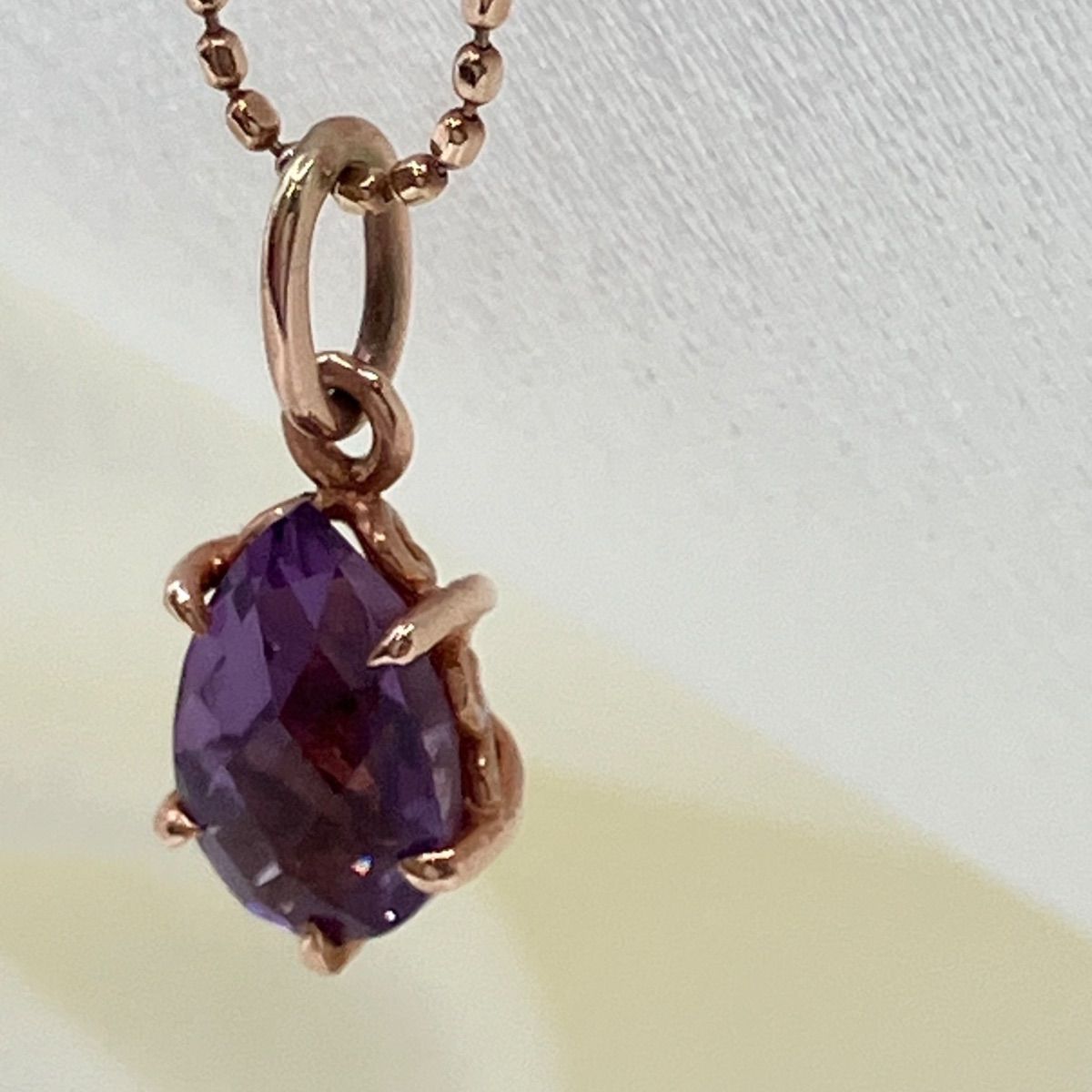 agete10K necklace with purple amethyst stone in 10K rose gold weighing 1.6 grams with included box