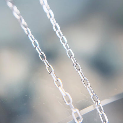 MIKIMOTO K18 white gold chain necklace measuring 40cm and weighing 1.8 grams