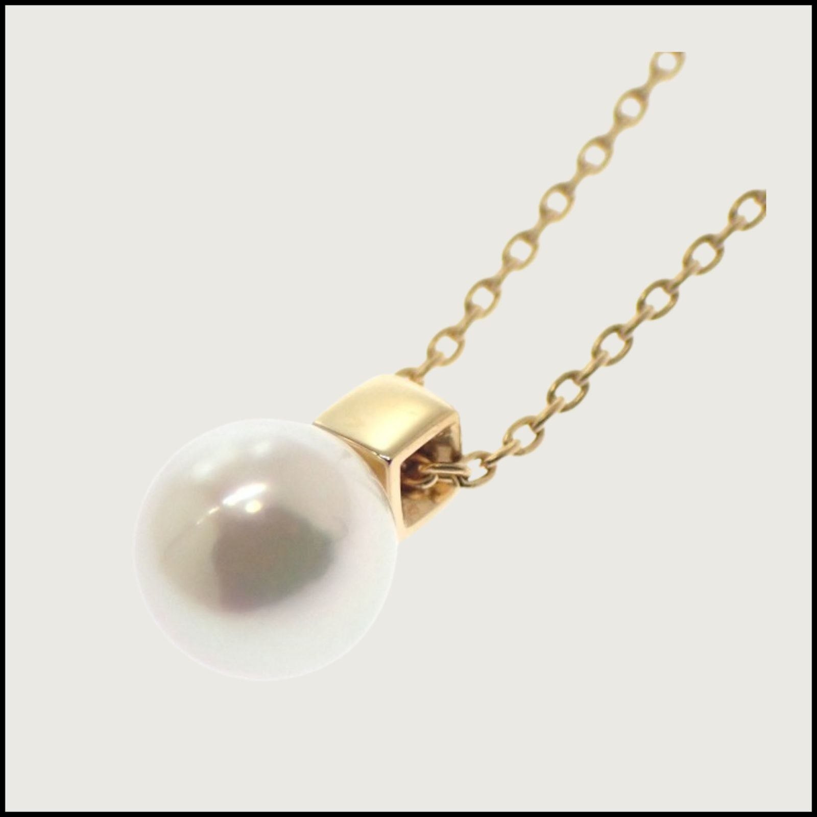 Mikimoto PP-20567K necklace featuring 7mm Akoya pearl pendant on 18K yellow gold 43 cm chain