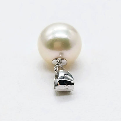 Yamato Akoya pearl pendant with natural white 8.5mm pearl on surgical stainless steel chain