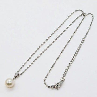 Yamato Akoya pearl pendant with natural white 8.5mm pearl on surgical stainless steel chain