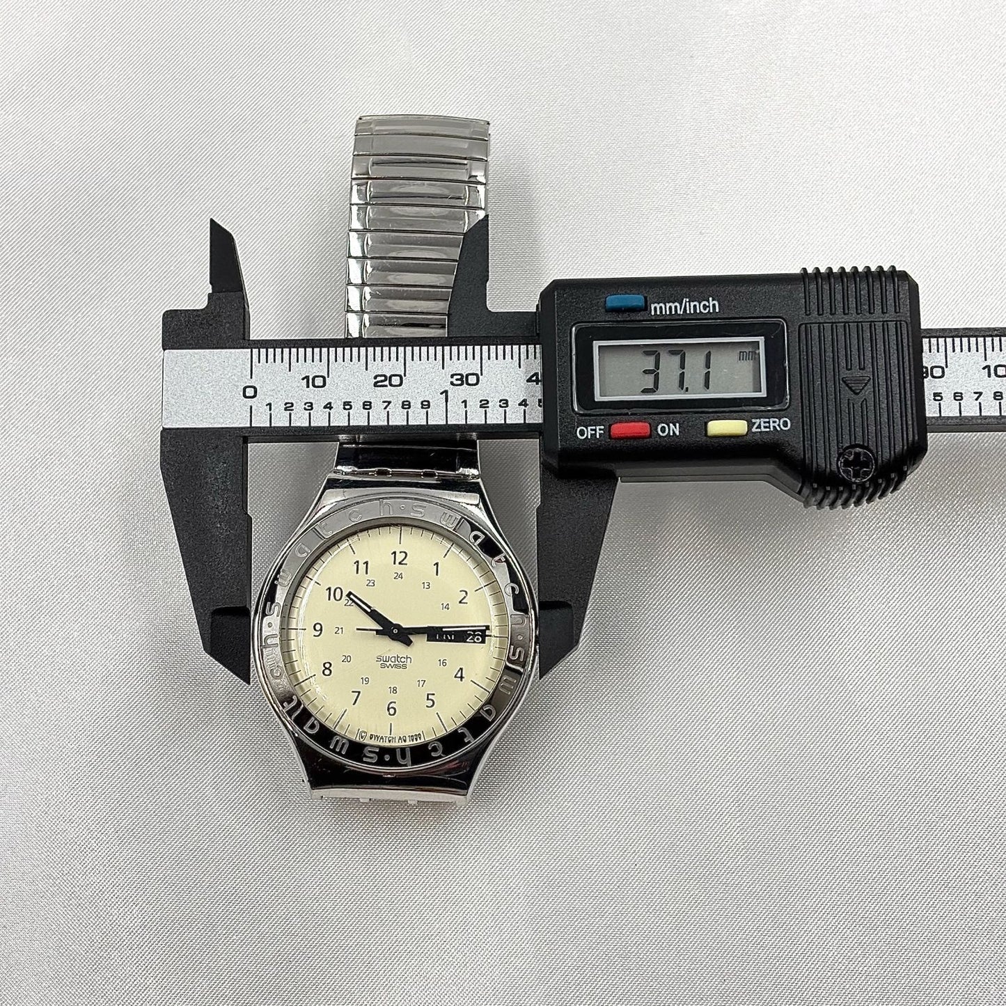 swatch YGS708 Irony Big Pergamena Quartz Men's — Japanese